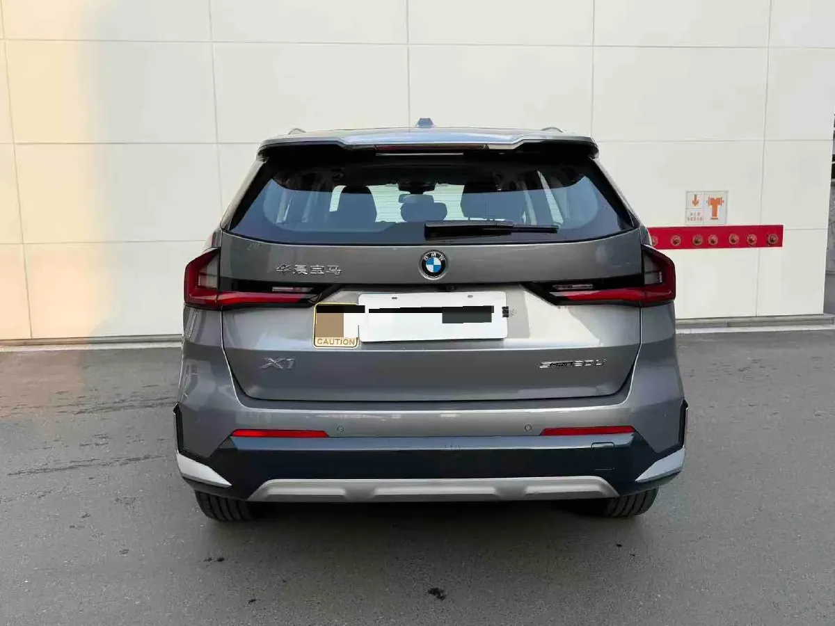 2023 BMW X1 1.5T 156HP L3 7DCT,autocango,china used car exporter,china ev exporter,chinese used car exporter,chinese used ev exporter