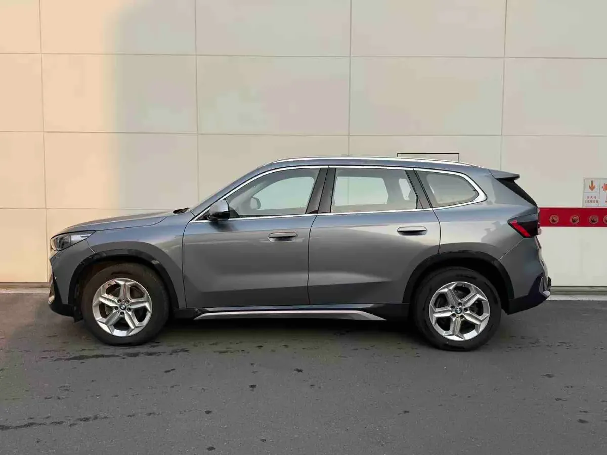 2023 BMW X1 1.5T 156HP L3 7DCT,autocango,china used car exporter,china ev exporter,chinese used car exporter,chinese used ev exporter
