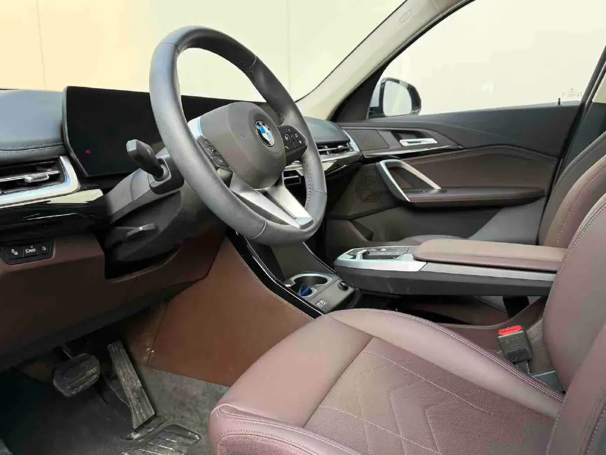 2023 BMW X1 1.5T 156HP L3 7DCT,autocango,china used car exporter,china ev exporter,chinese used car exporter,chinese used ev exporter