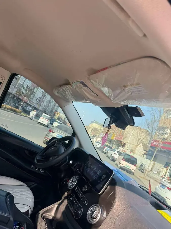 2021 Mercedes-Benz Vito 2.0T 211HP L4 9AT,autocango,china used car exporter,china ev exporter,chinese used car exporter,chinese used ev exporter