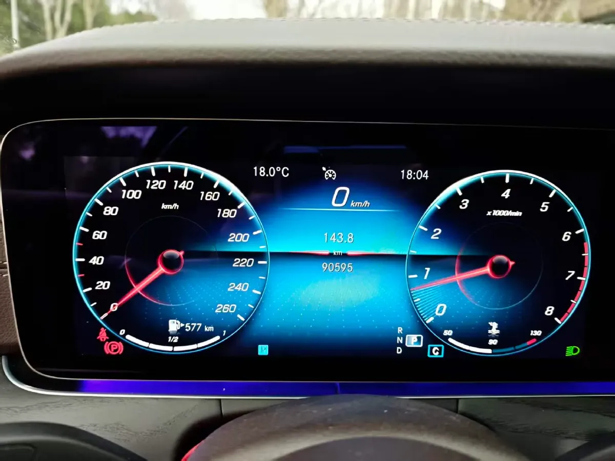 2022 Mercedes-Benz E Class 2.0T 258HP L4 9AT,autocango,china used car exporter,china ev exporter,chinese used car exporter,chinese used ev exporter