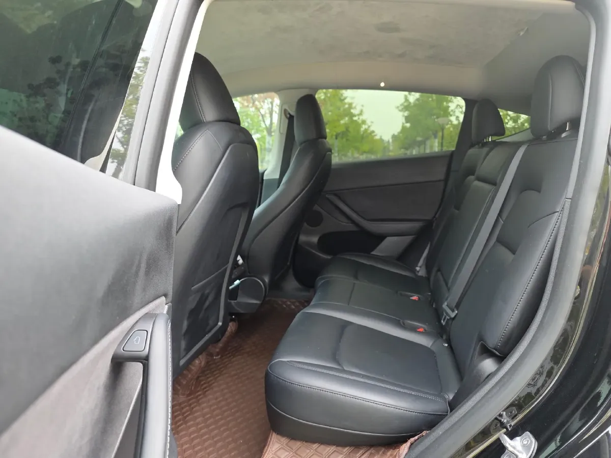 2022 Tesla Model Y BEV 60KWH,autocango,china used car exporter,china ev exporter,chinese used car exporter,chinese used ev exporter