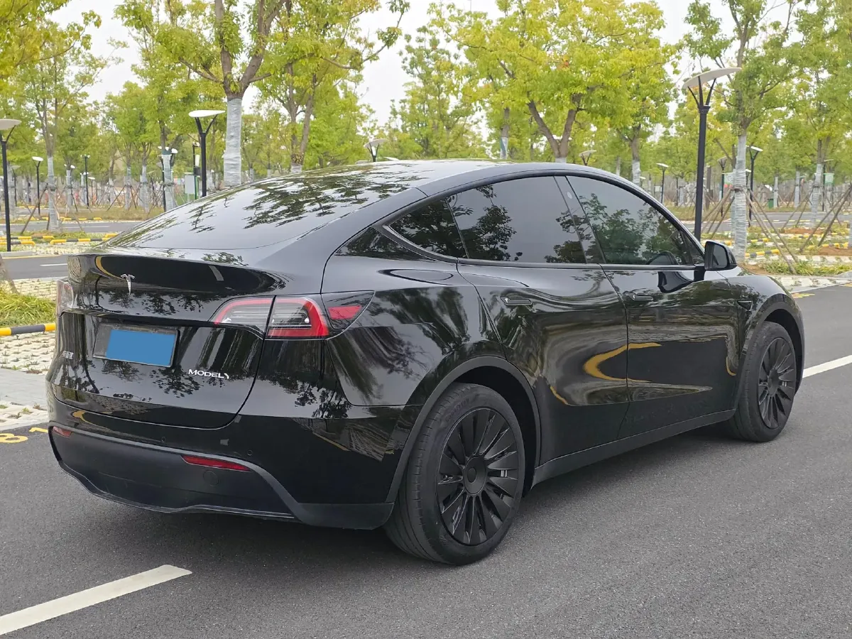 2022 Tesla Model Y BEV 60KWH,autocango,china used car exporter,china ev exporter,chinese used car exporter,chinese used ev exporter