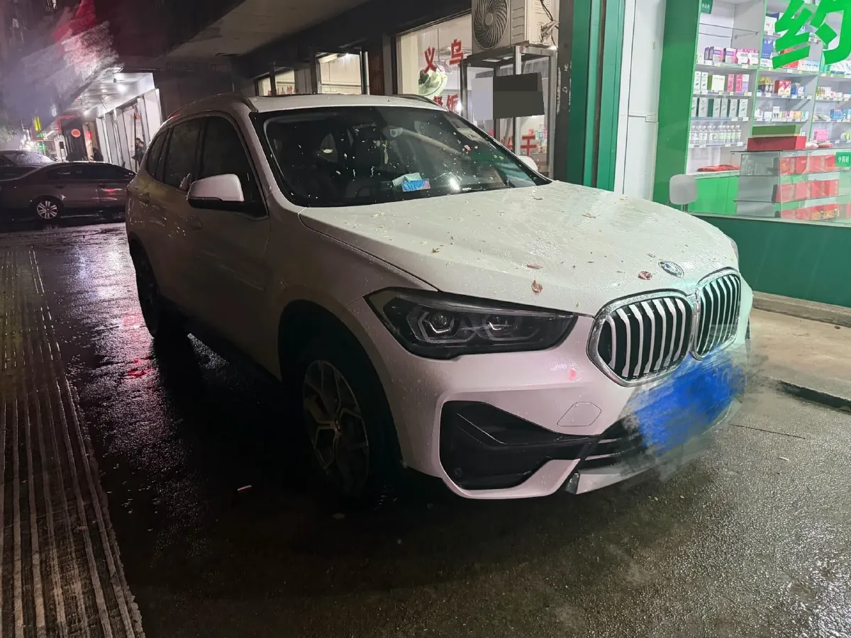 2022 BMW X1 2.0T 192HP L4 7DCT,autocango,china used car exporter,china ev exporter,chinese used car exporter,chinese used ev exporter