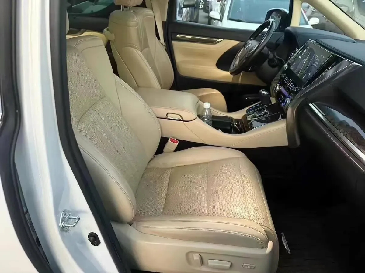 2021 Toyota Alphard 2.5L 117HP L4 E-CVT Hybrid,autocango,china used car exporter,china ev exporter,chinese used car exporter,chinese used ev exporter