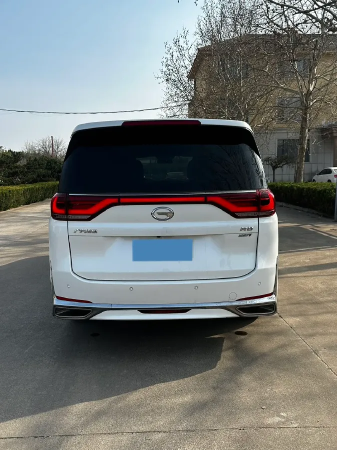 2021 GAC Trumpchi M8 2.0T 252HP L4 8AT,autocango,china used car exporter,china ev exporter,chinese used car exporter,chinese used ev exporter