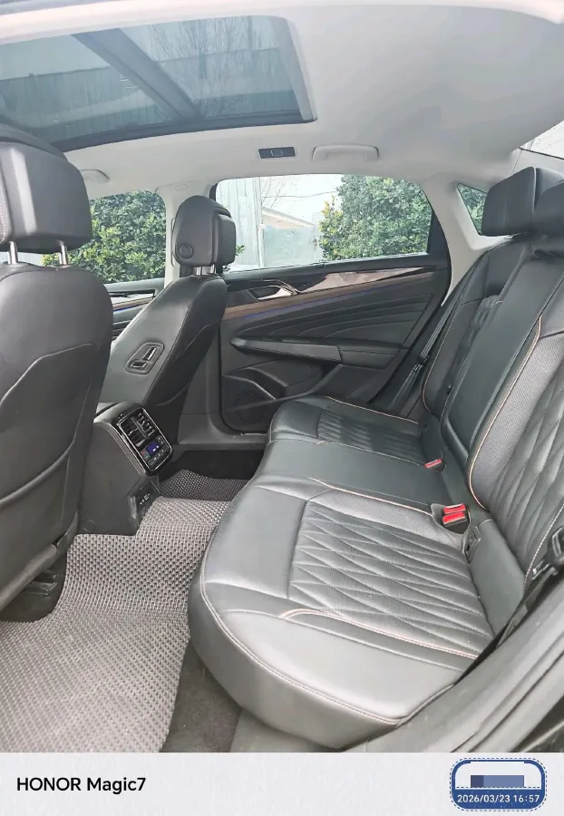 2020 Volkswagen Passat 2.0T 186HP L4 7DCT,autocango,china used car exporter,china ev exporter,chinese used car exporter,chinese used ev exporter