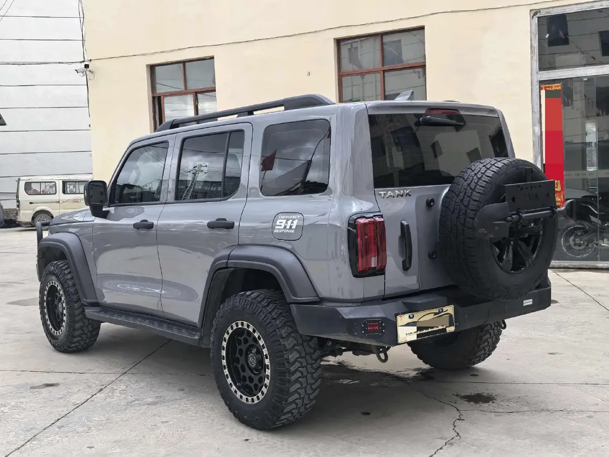 2021 Tank 300 2.0T 227HP L4 8AT,autocango,china used car exporter,china ev exporter,chinese used car exporter,chinese used ev exporter