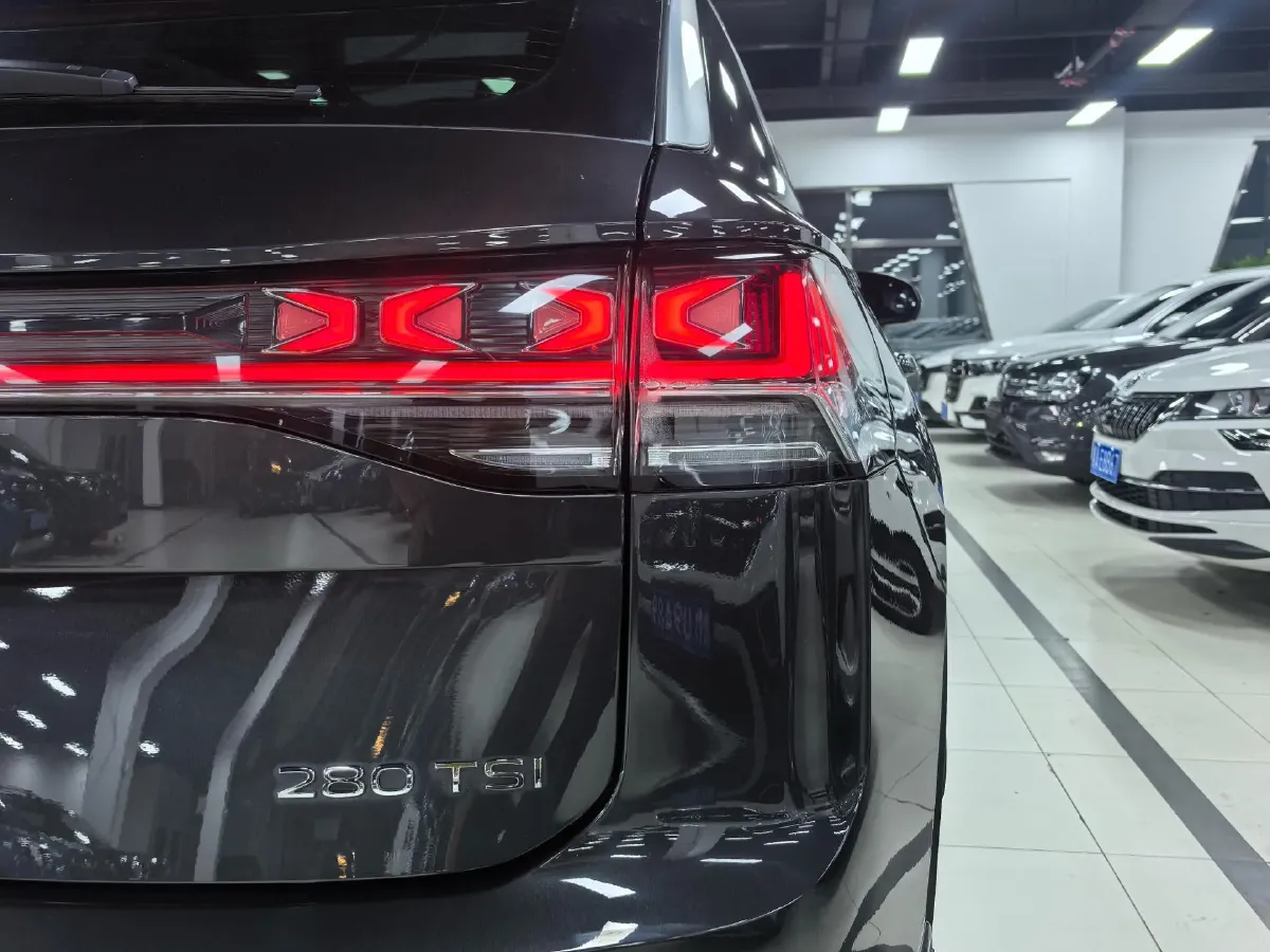 2023 Volkswagen Tayron 1.4T 150HP L4 7DCT,autocango,china used car exporter,china ev exporter,chinese used car exporter,chinese used ev exporter