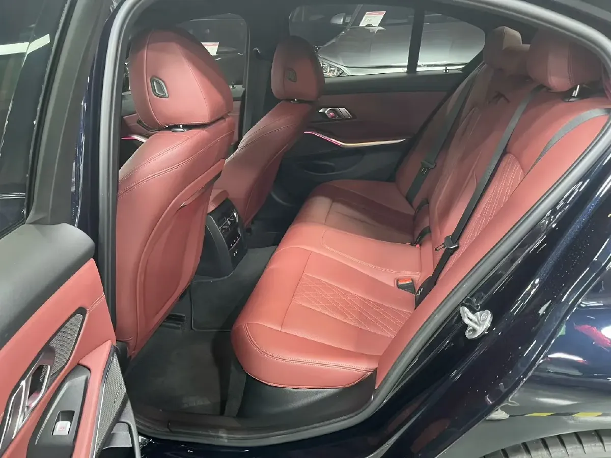 2025 BMW 3 Series 2.0T 245HP L4 8AT,autocango,china used car exporter,china ev exporter,chinese used car exporter,chinese used ev exporter