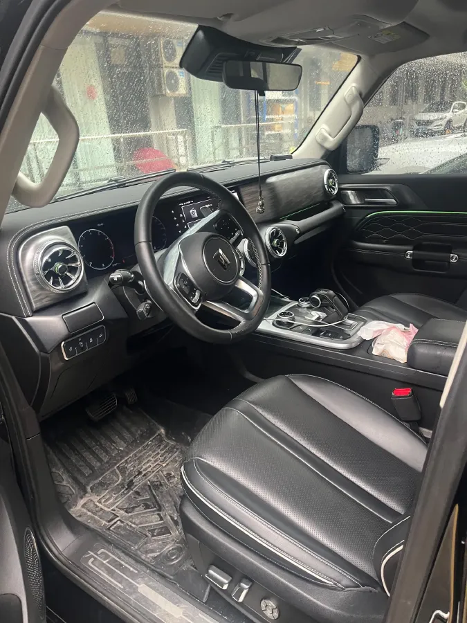 2021 Tank 300 2.0T 227HP L4 8AT,autocango,china used car exporter,china ev exporter,chinese used car exporter,chinese used ev exporter