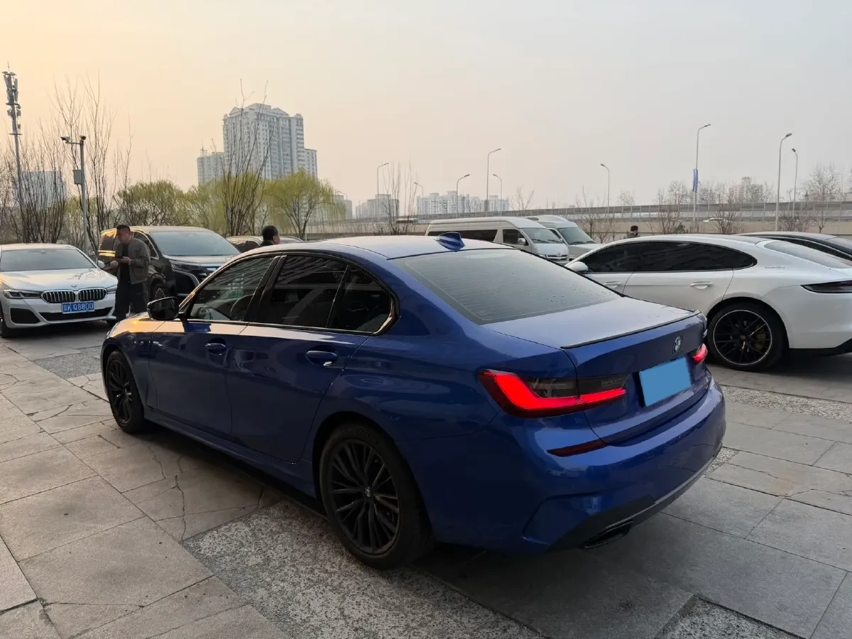 2021 BMW 3 Series 2.0T 258HP L4 8AT,autocango,china used car exporter,china ev exporter,chinese used car exporter,chinese used ev exporter