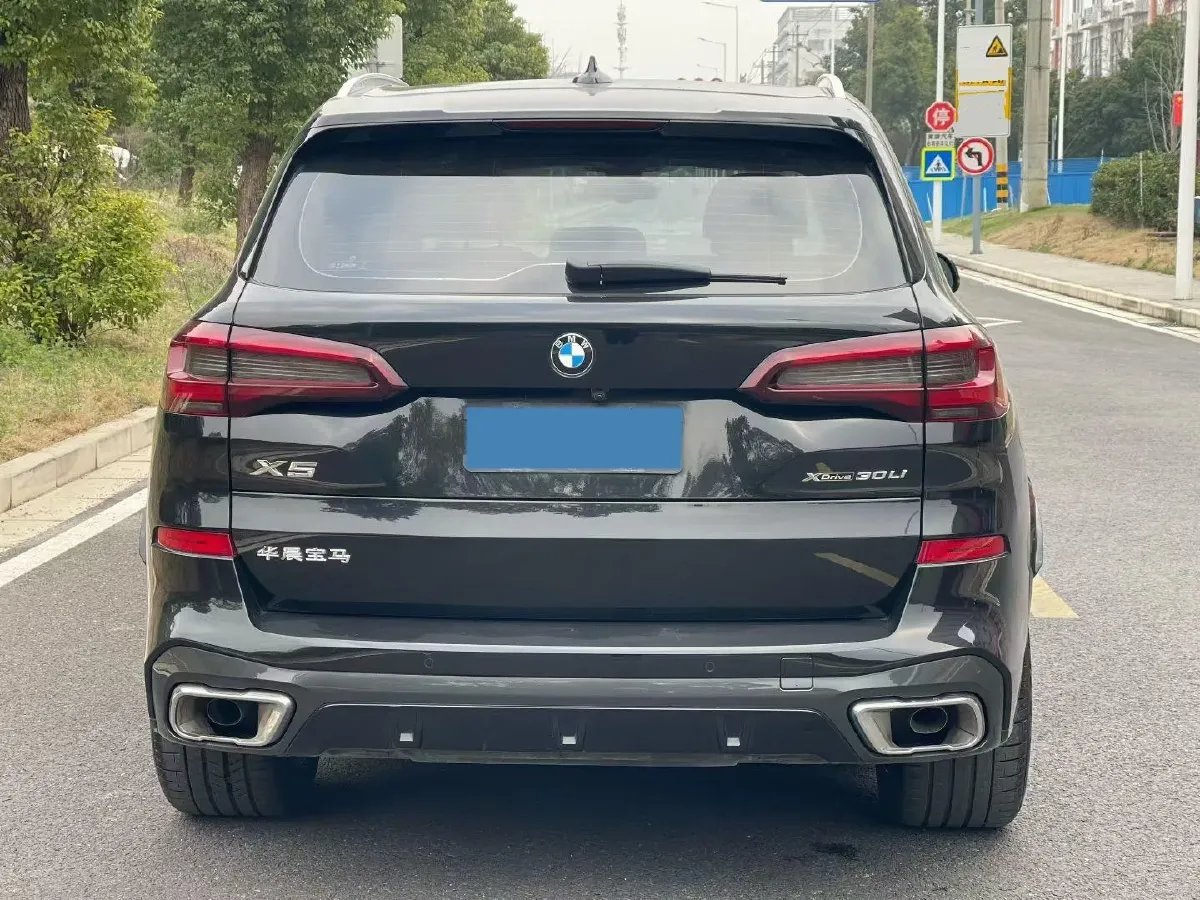 2022 BMW X5 2.0T 245HP L4 8AT,autocango,china used car exporter,china ev exporter,chinese used car exporter,chinese used ev exporter