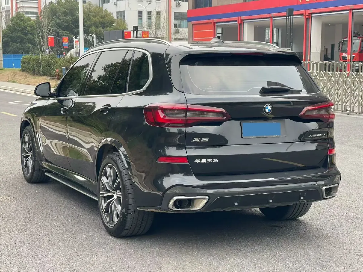 2022 BMW X5 2.0T 245HP L4 8AT,autocango,china used car exporter,china ev exporter,chinese used car exporter,chinese used ev exporter
