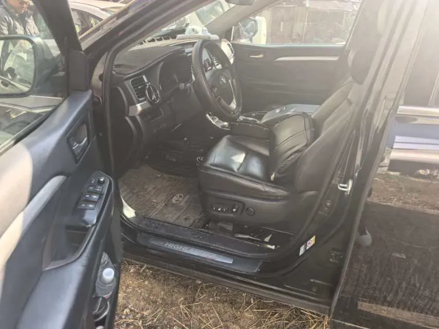 2019 Lincoln MKC 2.0T 203HP L4 6AT,autocango,china used car exporter,china ev exporter,chinese used car exporter,chinese used ev exporter