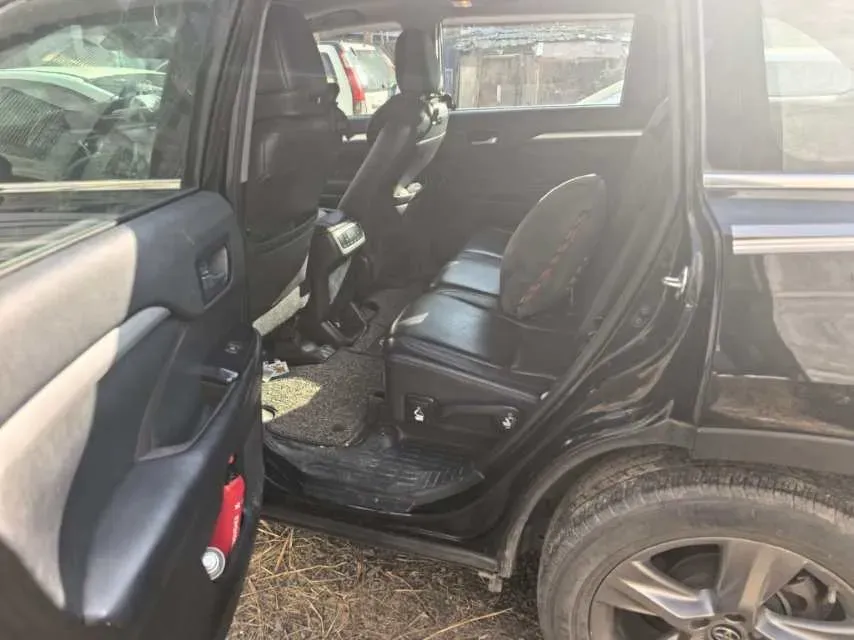 2019 Lincoln MKC 2.0T 203HP L4 6AT,autocango,china used car exporter,china ev exporter,chinese used car exporter,chinese used ev exporter