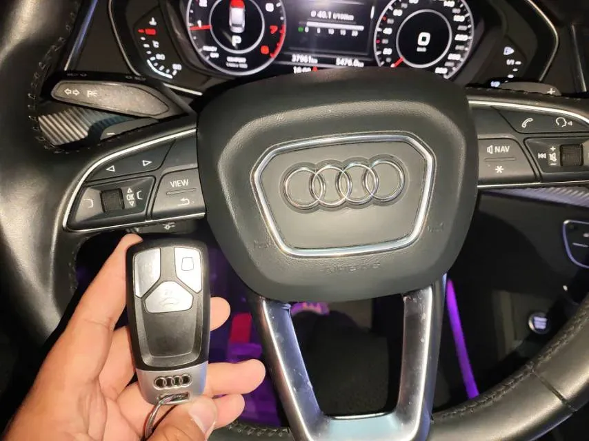 2022 Audi Q5L 2.0T 252HP L4 7DCT,autocango,china used car exporter,china ev exporter,chinese used car exporter,chinese used ev exporter