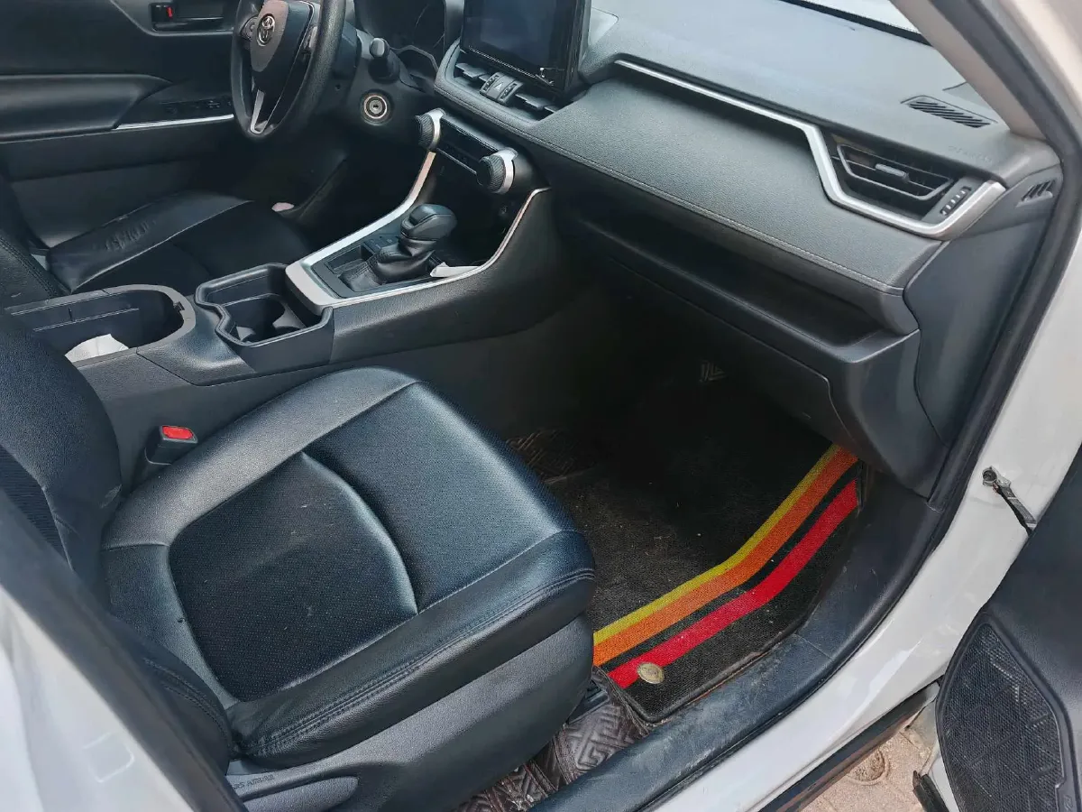 2021 Toyota RAV4 2.0L 171HP L4 CVT,autocango,china used car exporter,china ev exporter,chinese used car exporter,chinese used ev exporter