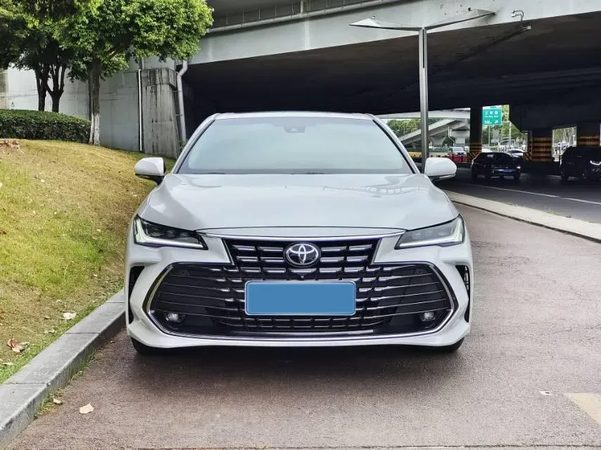 2022 Toyota Avalon 2.5L 178HP L4 E-CVT Hybrid,autocango,china used car exporter,china ev exporter,chinese used car exporter,chinese used ev exporter