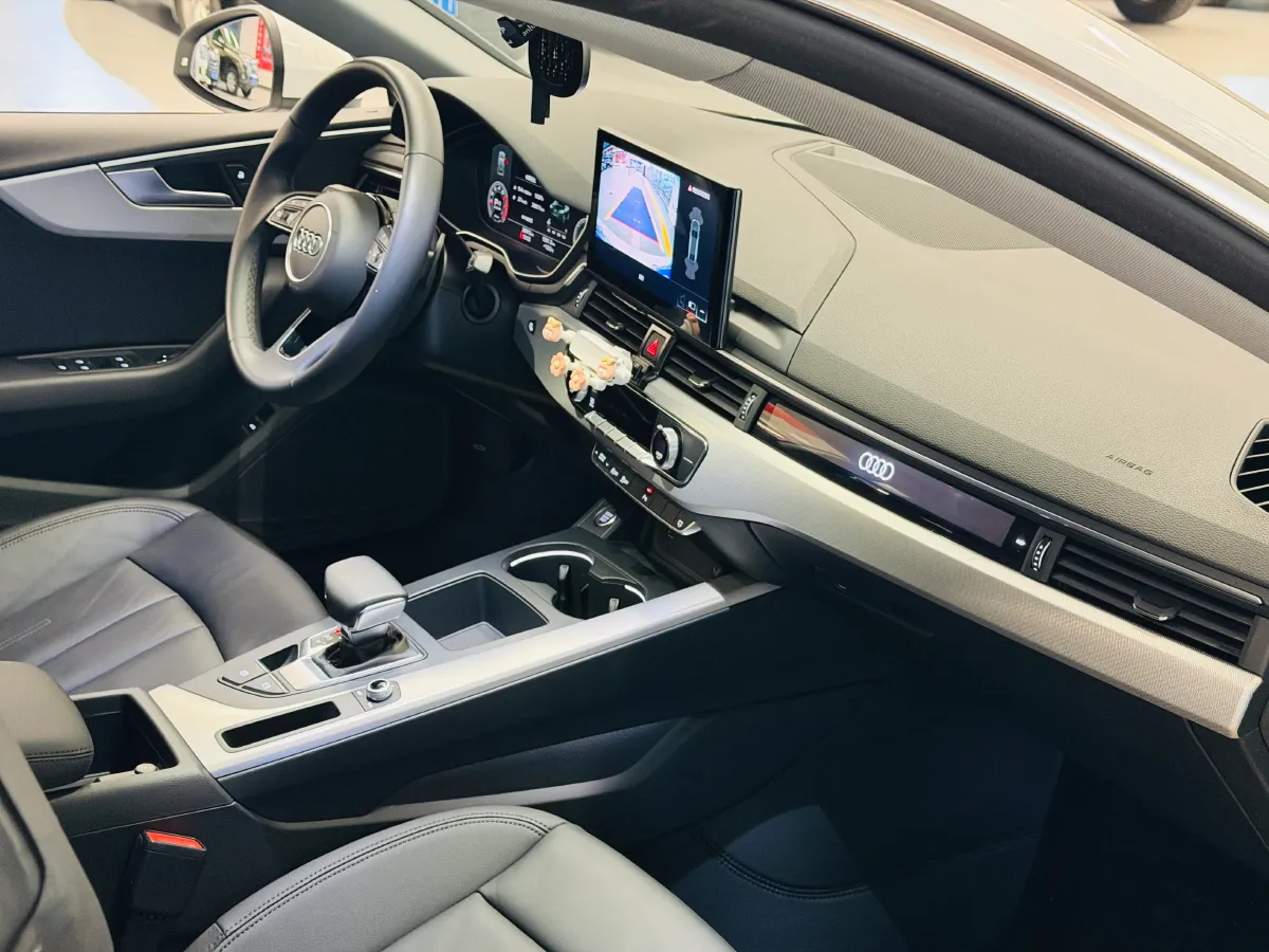 2021 Audi A5 2.0T 204HP L4 7DCT,autocango,china used car exporter,china ev exporter,chinese used car exporter,chinese used ev exporter