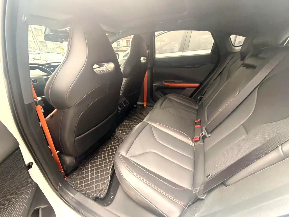 2023 ChangAn UNI-V 1.5T 188HP L4 7DCT,autocango,china used car exporter,china ev exporter,chinese used car exporter,chinese used ev exporter