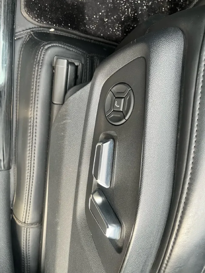 2022 Audi Q7 3.0T 340HP V6 8AT,autocango,china used car exporter,china ev exporter,chinese used car exporter,chinese used ev exporter