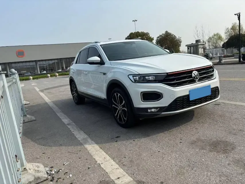 2019 Volkswagen T-Roc 1.4T 150HP L4 7DCT,autocango,china used car exporter,china ev exporter,chinese used car exporter,chinese used ev exporter