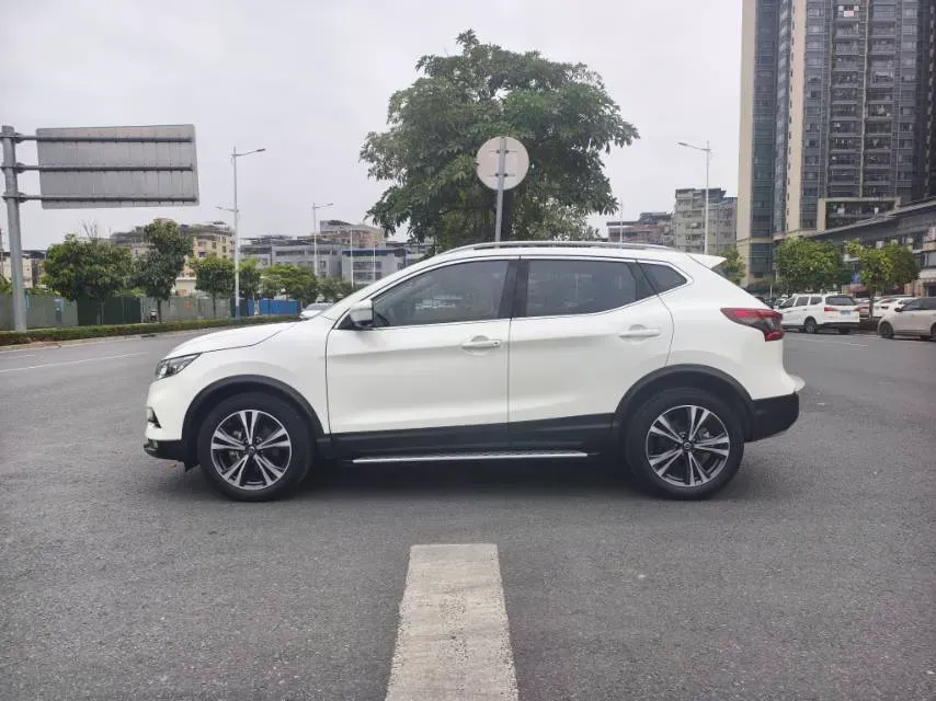 2022 Nissan Qashqai 2.0L 151HP L4 CVT,autocango,china used car exporter,china ev exporter,chinese used car exporter,chinese used ev exporter