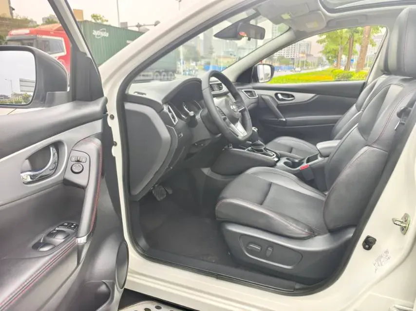 2022 Nissan Qashqai 2.0L 151HP L4 CVT,autocango,china used car exporter,china ev exporter,chinese used car exporter,chinese used ev exporter