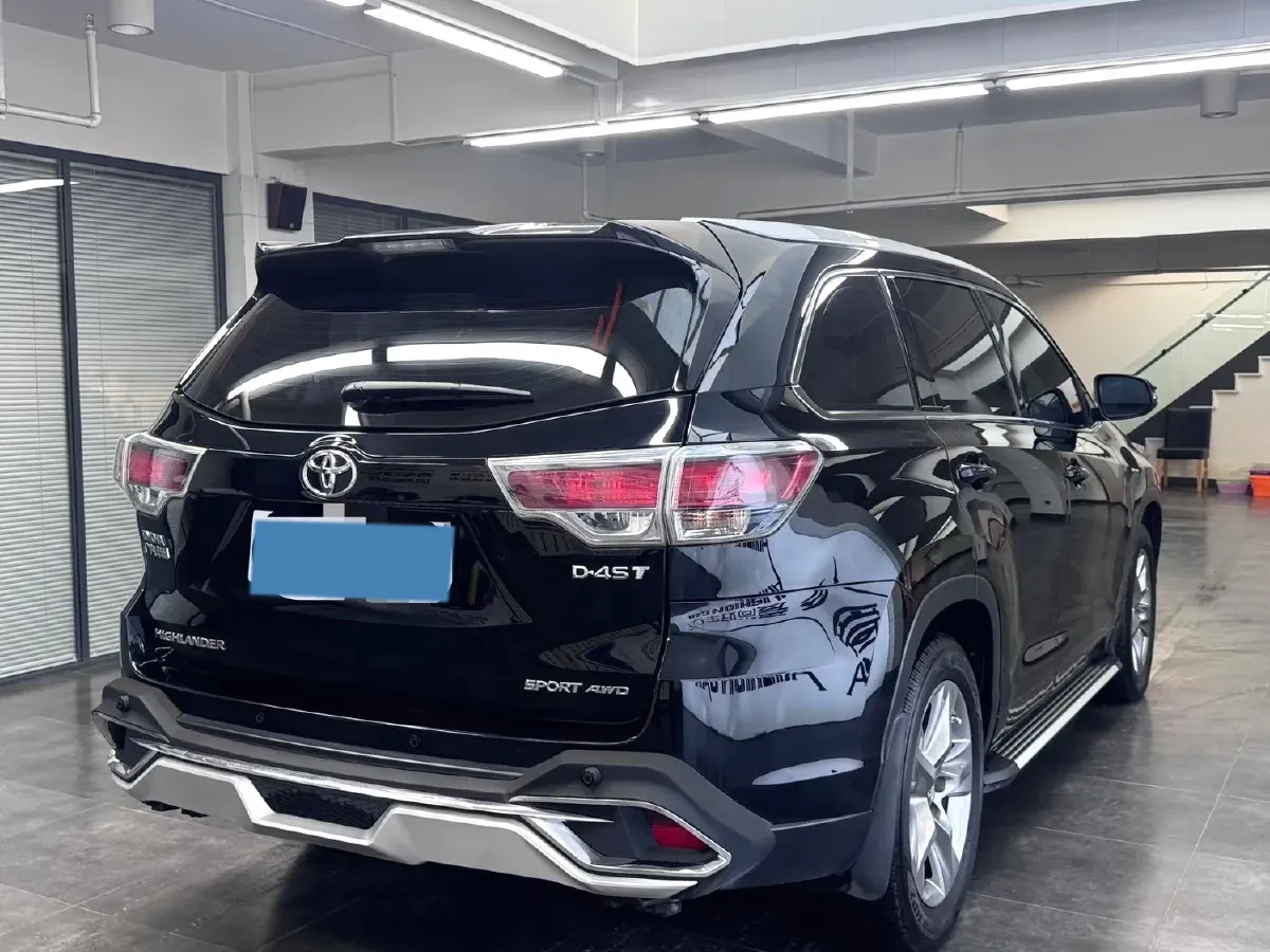 2017 Toyota Highlander 2.0T 220HP L4 6AT,autocango,china used car exporter,china ev exporter,chinese used car exporter,chinese used ev exporter