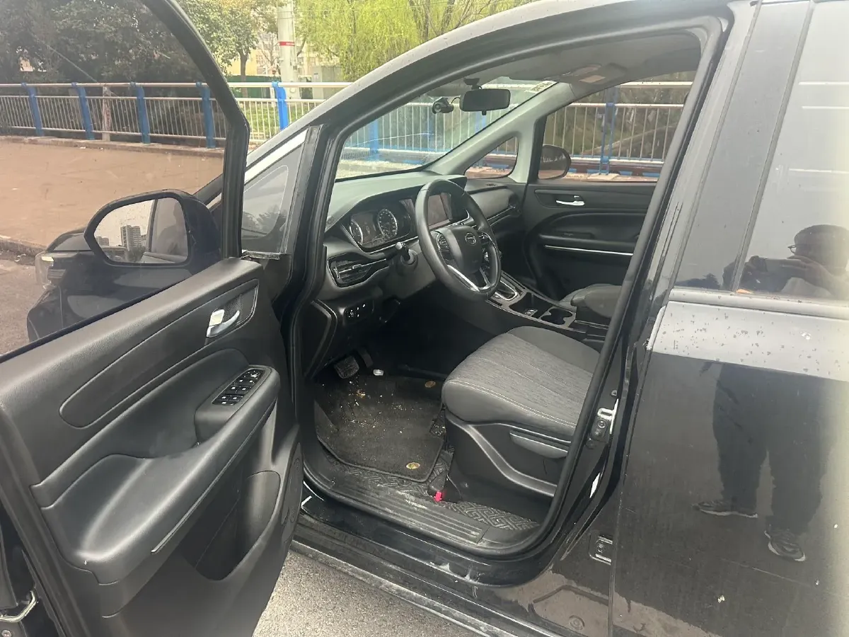 2021 GAC Trumpchi M6 1.5T 169HP L4 7DCT,autocango,china used car exporter,china ev exporter,chinese used car exporter,chinese used ev exporter