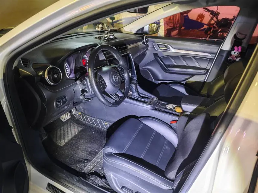 2017 MG MG6 1.5T 169HP L4 7DCT,autocango,china used car exporter,china ev exporter,chinese used car exporter,chinese used ev exporter