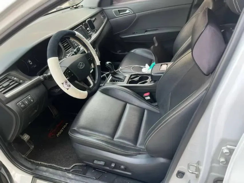 2017 Hyundai Mistra 1.6T 175HP L4 7DCT,autocango,china used car exporter,china ev exporter,chinese used car exporter,chinese used ev exporter