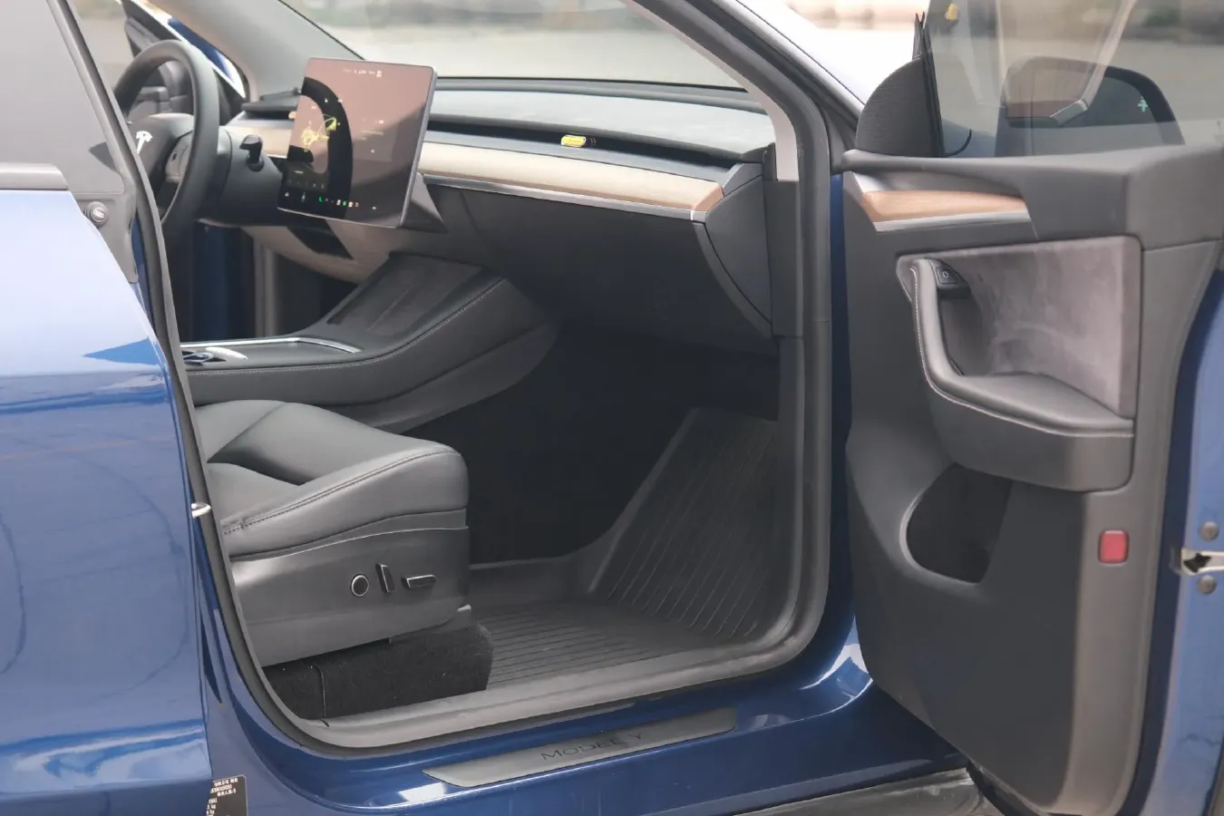 2021 Tesla Model Y BEV 76.8KWH,autocango,china used car exporter,china ev exporter,chinese used car exporter,chinese used ev exporter