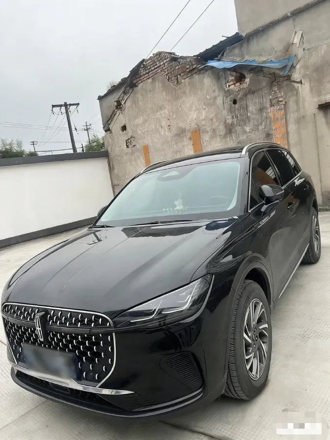 2024 Lincoln Corsair 2.0T 261HP L4 8AT,autocango,china used car exporter,china ev exporter,chinese used car exporter,chinese used ev exporter