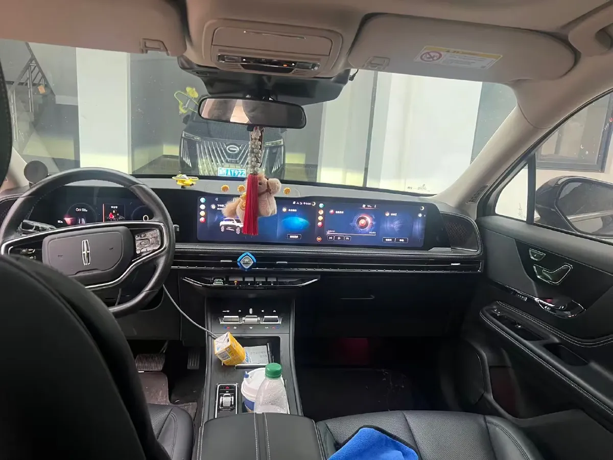 2024 Lincoln Corsair 2.0T 261HP L4 8AT,autocango,china used car exporter,china ev exporter,chinese used car exporter,chinese used ev exporter