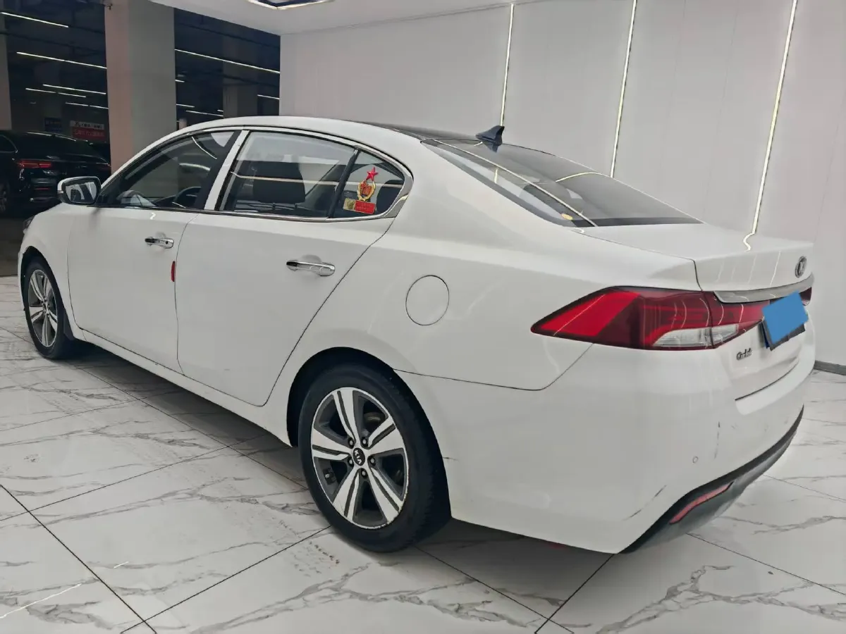 2017 Kia Cachet 1.8L 143HP L4 6AT,autocango,china used car exporter,china ev exporter,chinese used car exporter,chinese used ev exporter