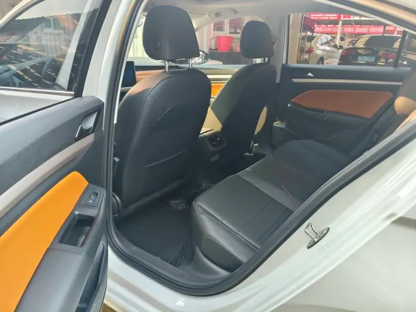 2023 Volkswagen Bora 1.2T 116HP L4 7DCT,autocango,china used car exporter,china ev exporter,chinese used car exporter,chinese used ev exporter