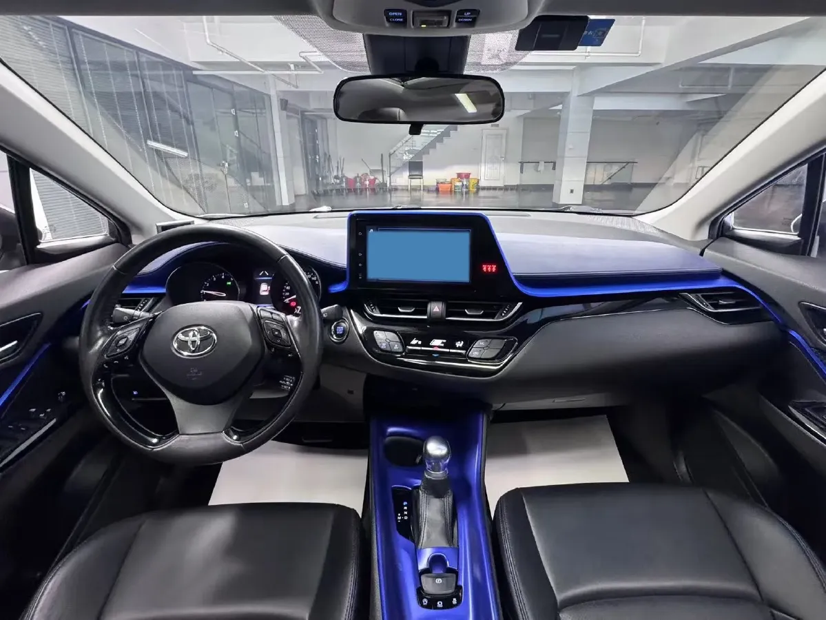 2021 Toyota C-HR 2.0L 171HP L4 CVT,autocango,china used car exporter,china ev exporter,chinese used car exporter,chinese used ev exporter