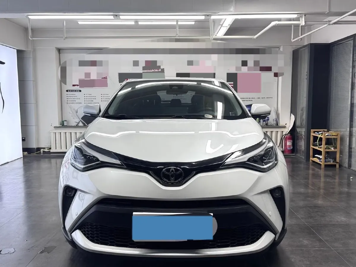 2021 Toyota C-HR 2.0L 171HP L4 CVT,autocango,china used car exporter,china ev exporter,chinese used car exporter,chinese used ev exporter