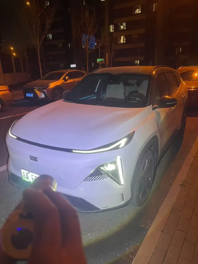 2023 Geely Galaxy L7 1.5T 163HP L4 3DHT PHEV 18.7KWH,autocango,china used car exporter,china ev exporter,chinese used car exporter,chinese used ev exporter