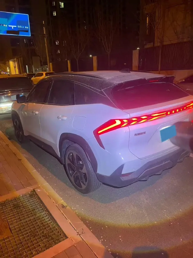 2023 Geely Galaxy L7 1.5T 163HP L4 3DHT PHEV 18.7KWH,autocango,china used car exporter,china ev exporter,chinese used car exporter,chinese used ev exporter