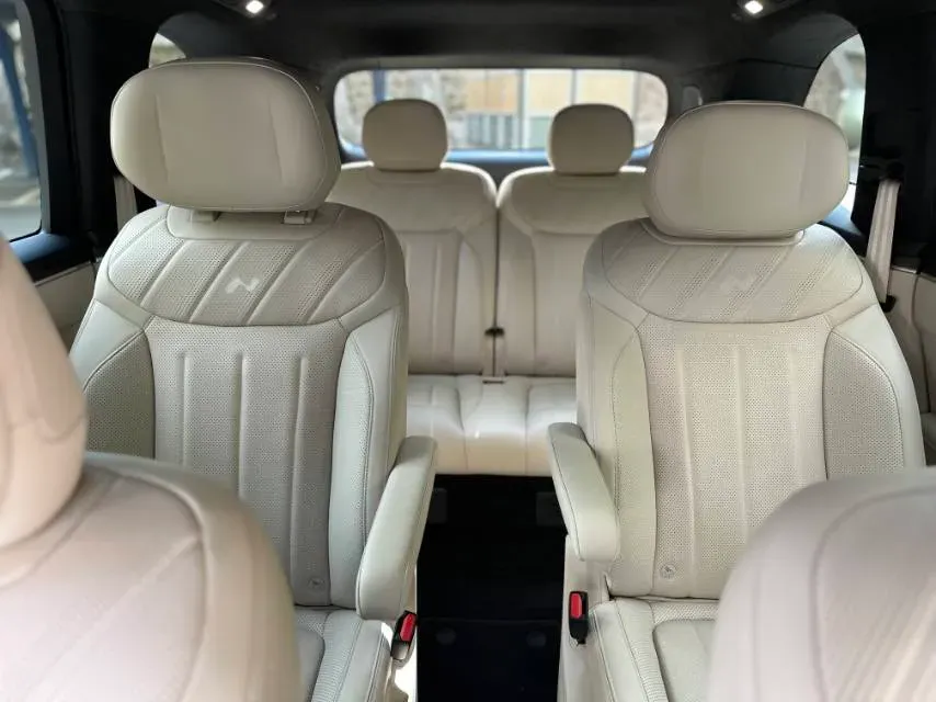 2025 ONVO L90 BEV,autocango,china used car exporter,china ev exporter,chinese used car exporter,chinese used ev exporter