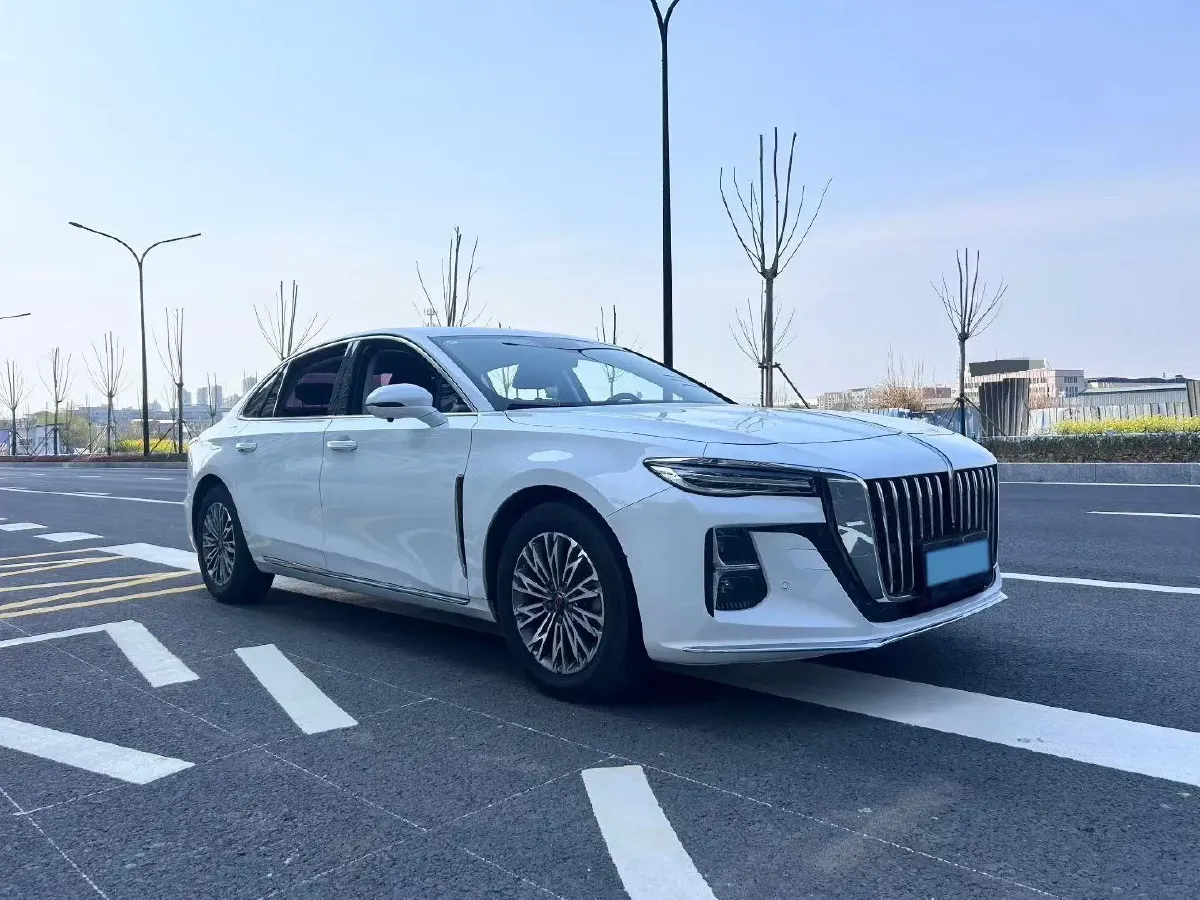 2023 HongQi H5 1.5T 169HP L4 7DCT,autocango,china used car exporter,china ev exporter,chinese used car exporter,chinese used ev exporter