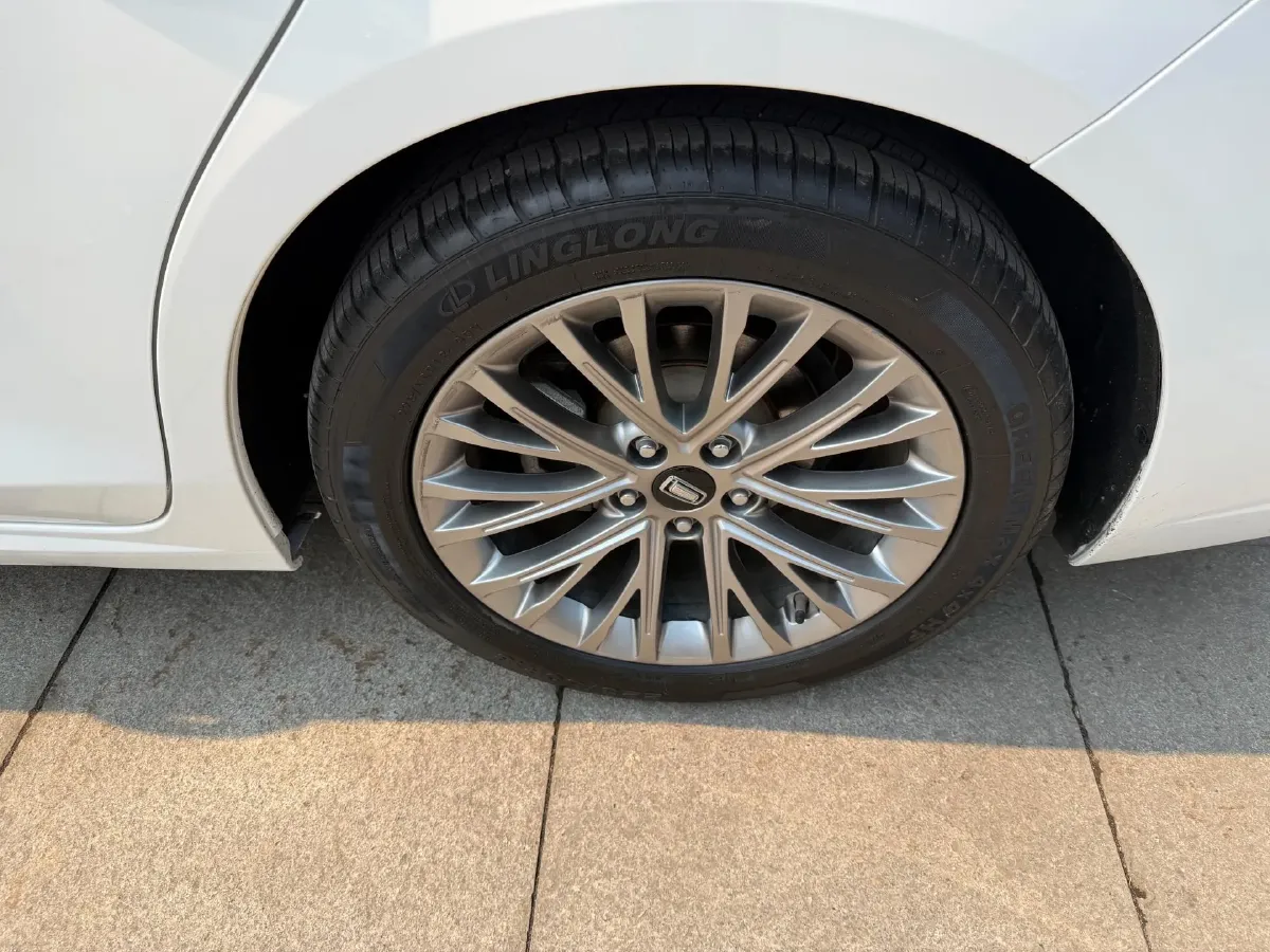 2023 Bestune B70 1.5T 169HP L4 7DCT,autocango,china used car exporter,china ev exporter,chinese used car exporter,chinese used ev exporter