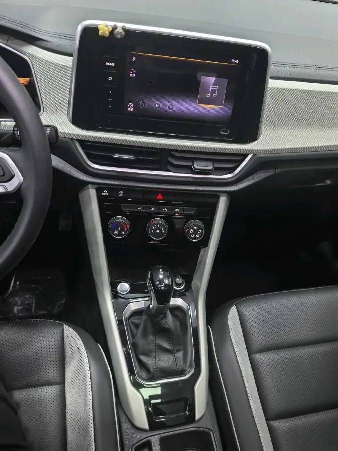 2023 Volkswagen T-Roc 1.4T 150HP L4 7DCT,autocango,china used car exporter,china ev exporter,chinese used car exporter,chinese used ev exporter