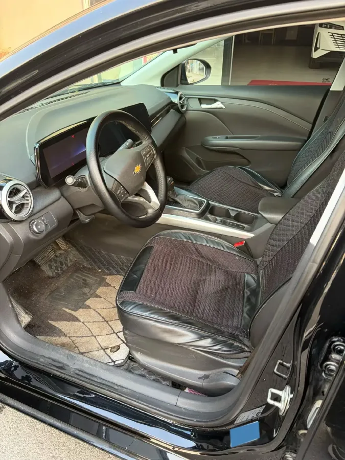 2023 Chevrolet Monza 1.5L 113HP L4 6DCT,autocango,china used car exporter,china ev exporter,chinese used car exporter,chinese used ev exporter