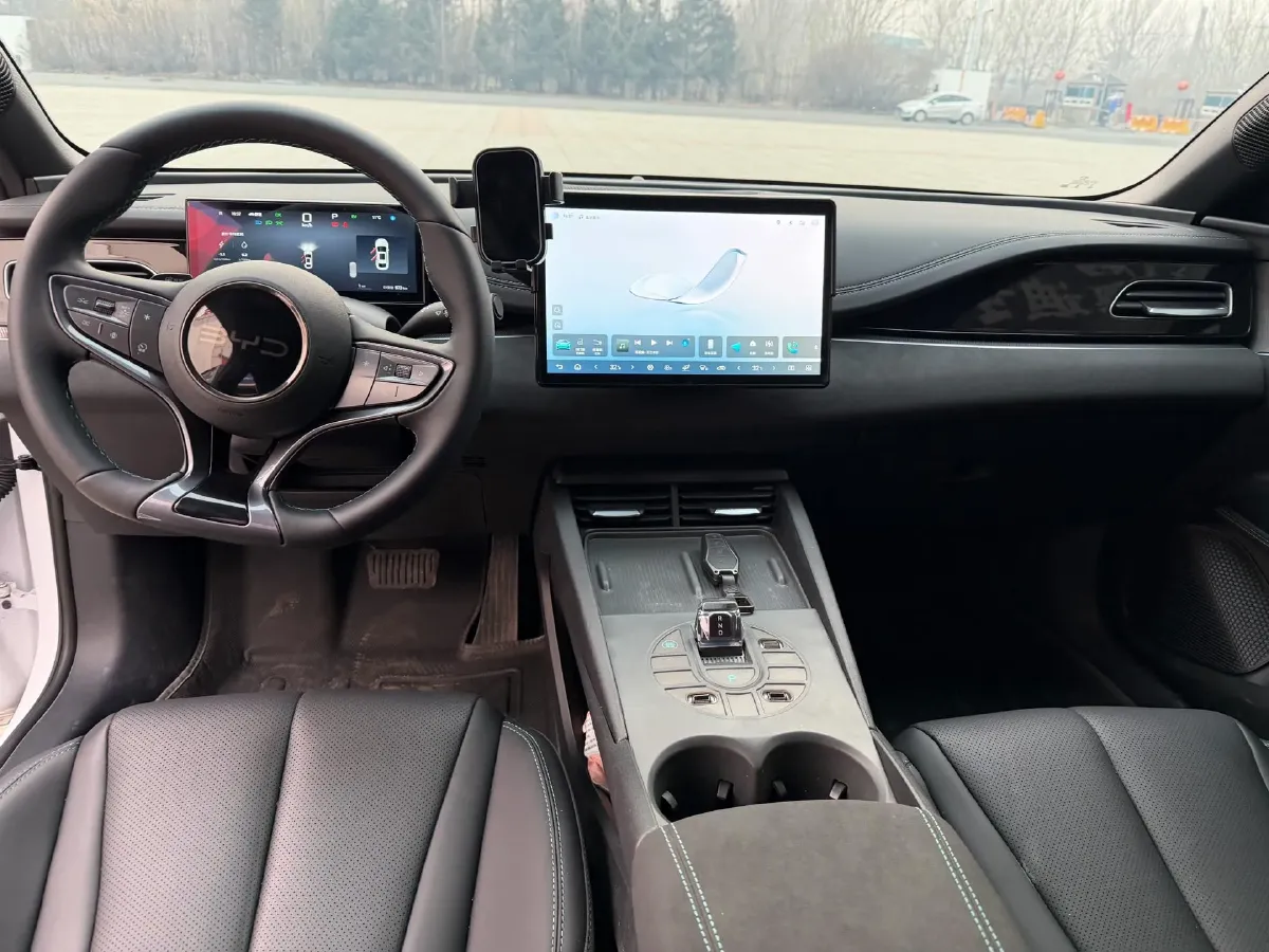 2025 BYD Seal06 1.5L 101HP L4 E-CVT PHEV 10.08KWH,autocango,china used car exporter,china ev exporter,chinese used car exporter,chinese used ev exporter