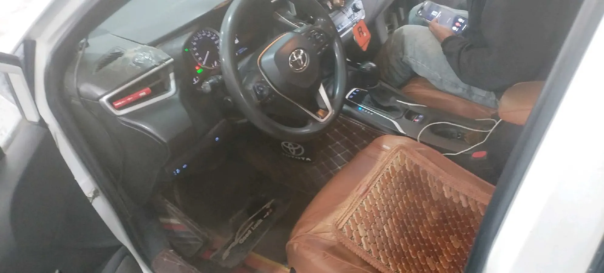 2019 Toyota Levin 1.8L 98HP L4 E-CVT Hybrid,autocango,china used car exporter,china ev exporter,chinese used car exporter,chinese used ev exporter