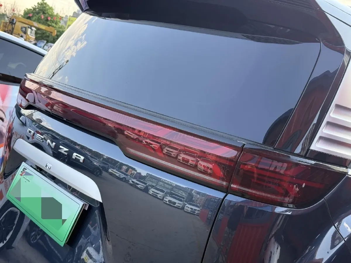 2022 Mercedes-Benz GLC Class 2.0T 197HP L4 9AT,autocango,china used car exporter,china ev exporter,chinese used car exporter,chinese used ev exporter